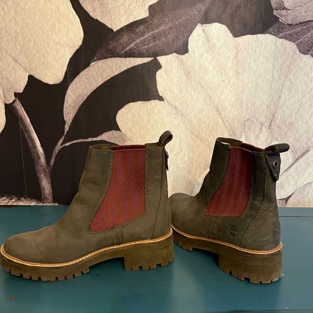 TIMBERLAND Courmayeur Valley Chelsea Boot (Women)